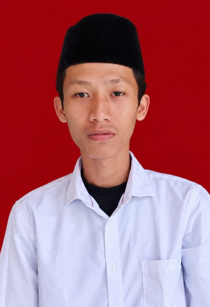 Moh Uzmi Anwar, S.Pd
